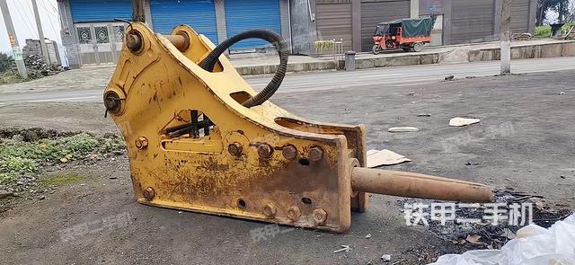 水山SB130三角型破碎锤