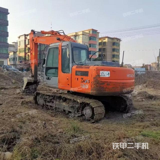 日立ZX130H挖掘机