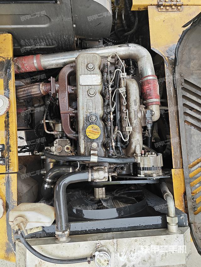 发动机整体俯视（整机外观）