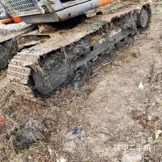 单侧履带整体（整机外观）