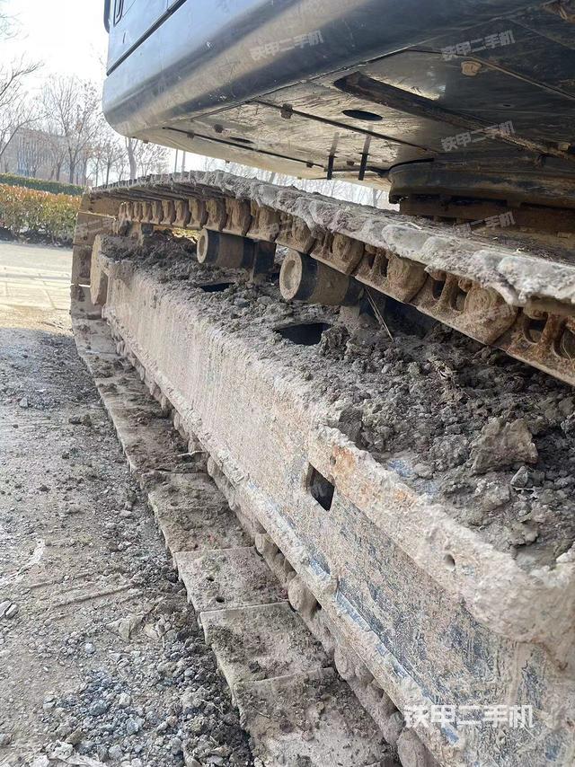 单侧履带整体（整机外观）