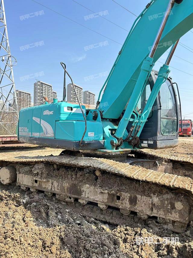 单侧履带整体（整机外观）