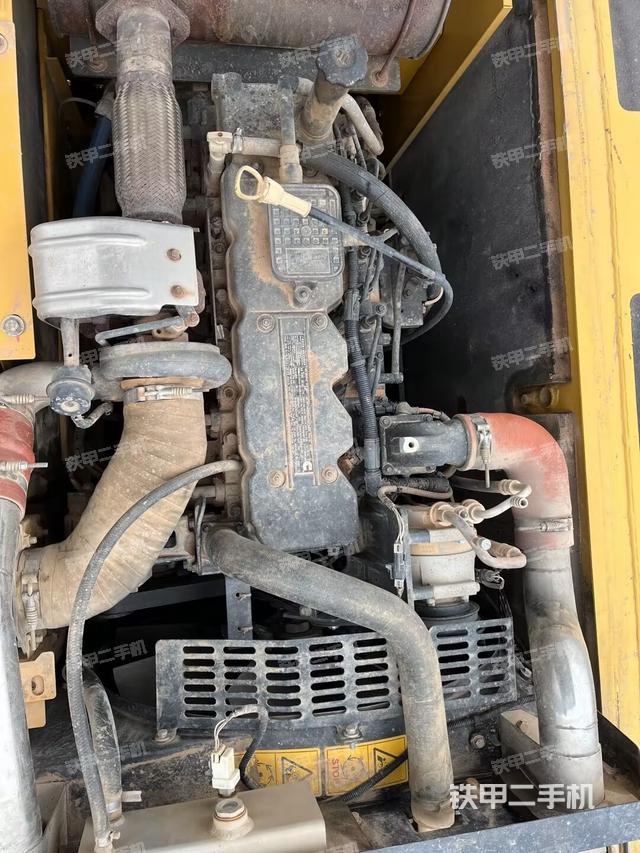 发动机整体俯视（整机外观）