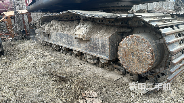 单侧履带整体（整机外观）