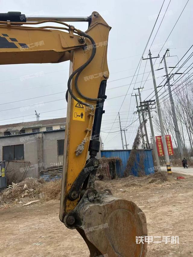 驾驶室整体（整机外观）