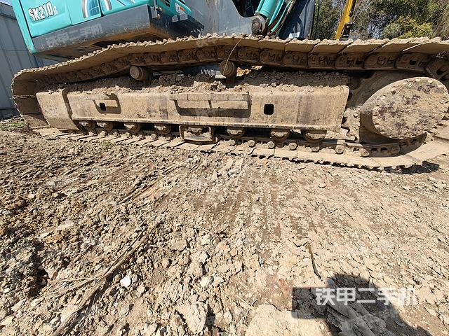 单侧履带整体（整机外观）