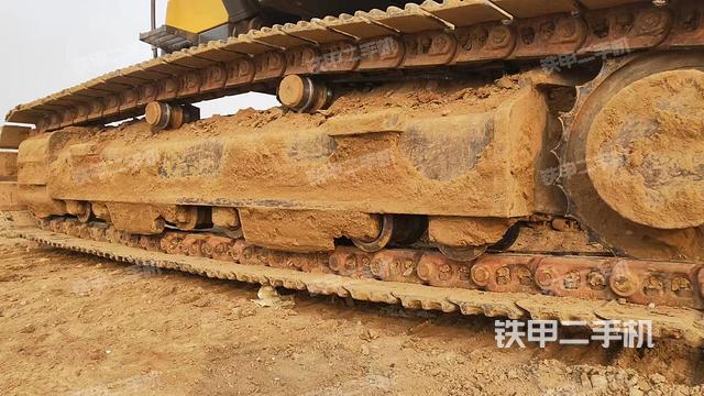 单侧履带整体（整机外观）