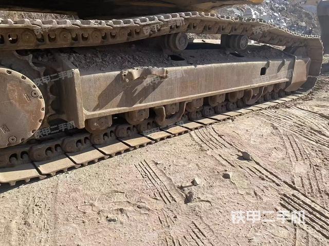 左侧履带整体 （行走机构）