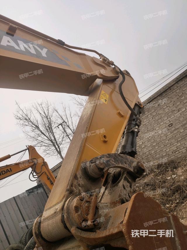 小臂整体左后（工作和回转装置）