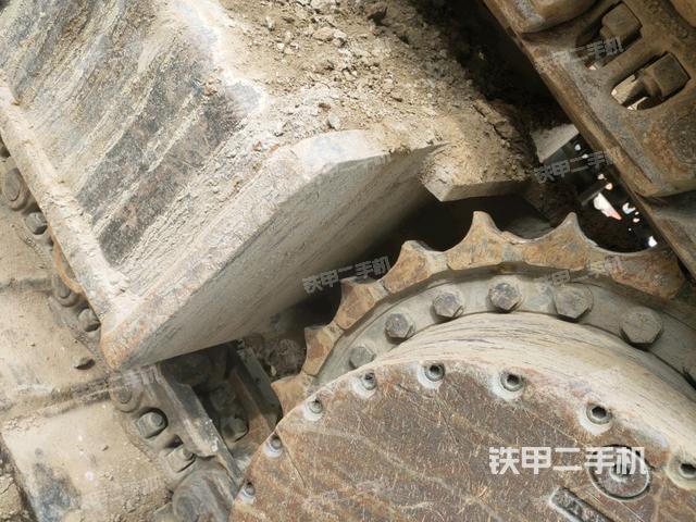 右侧履带整体（行走机构）