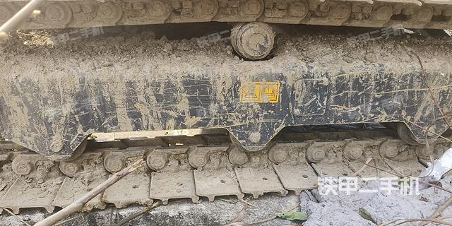 单侧履带整体（整机外观）