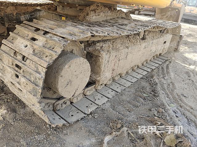 单侧履带整体（整机外观）