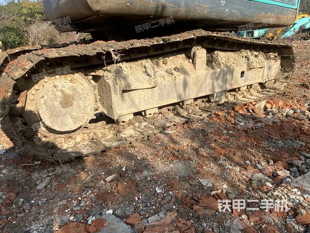 单侧履带整体（整机外观）