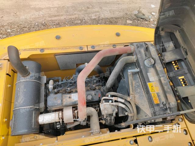 回轉(zhuǎn)馬達（上車部件）