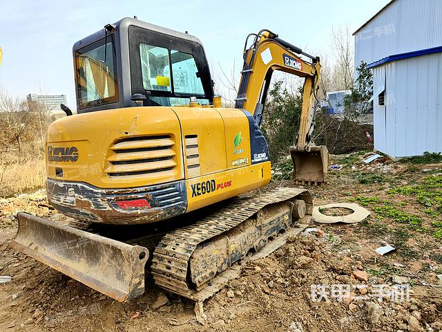 整机右后45°（整机外观）