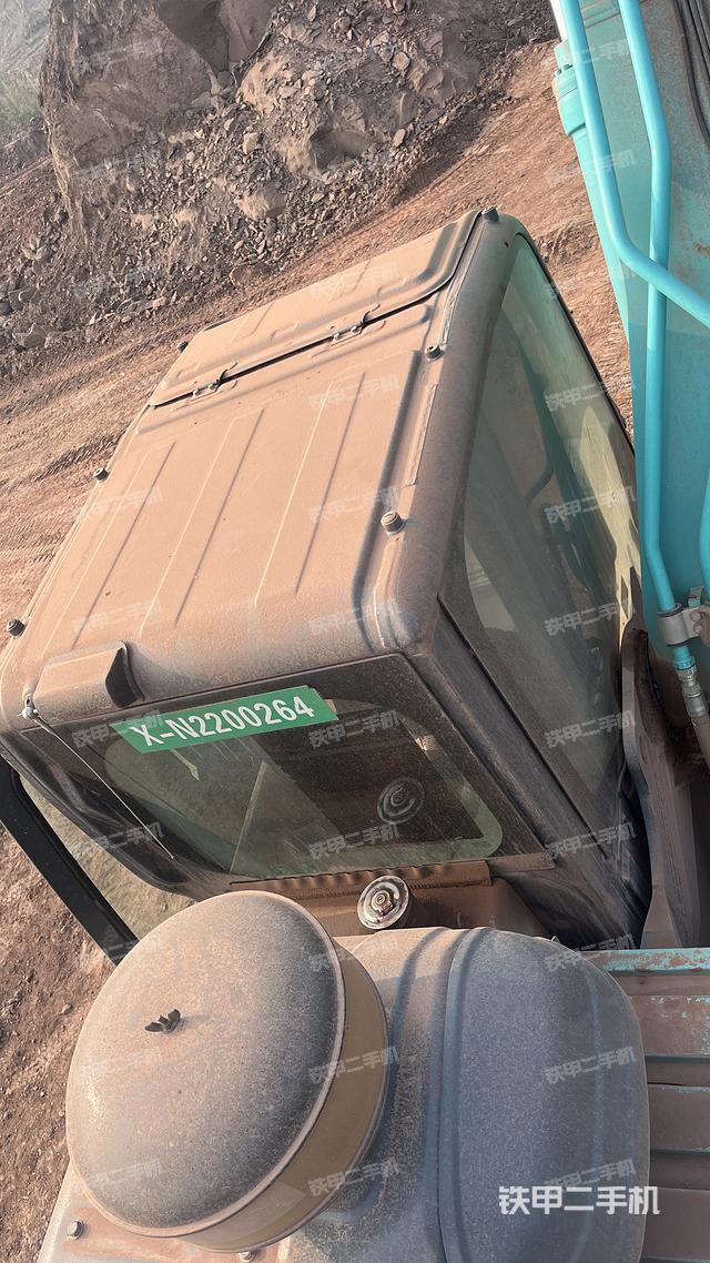 驾驶室整体（整机外观）