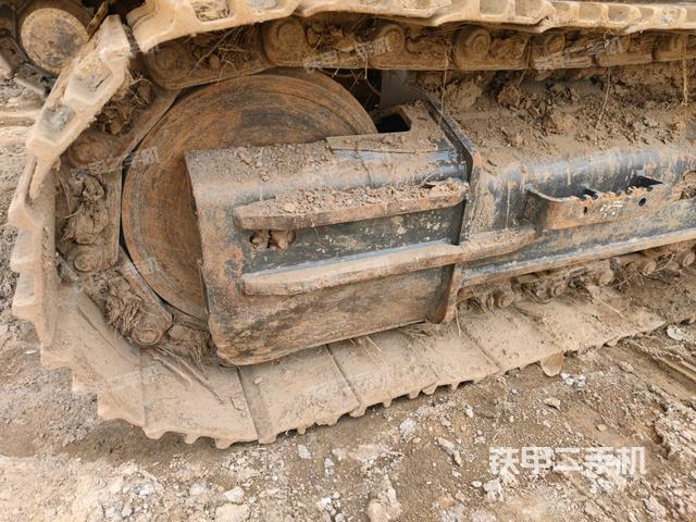 右側(cè)履帶整體（行走機構(gòu)）