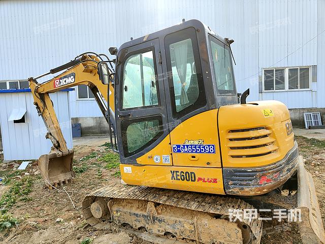 徐工XE60D挖掘机