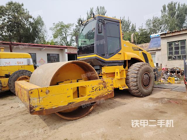 山推SR22M压路机