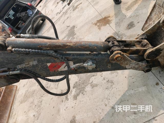 小臂整體右前（工作和回轉(zhuǎn)裝置）