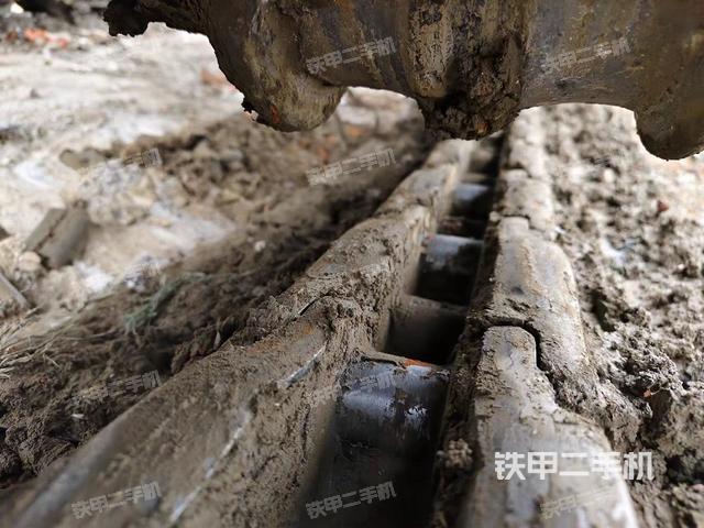 单侧履带整体（整机外观）