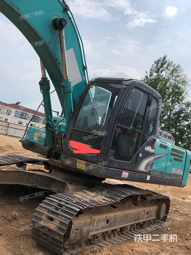 神钢SK260LC-8挖掘机