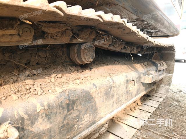 右側(cè)行走馬達蓋板（行走機構(gòu)）