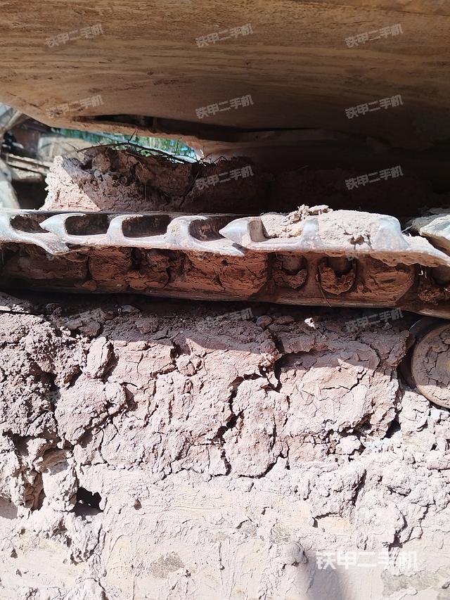 单侧履带整体（整机外观）