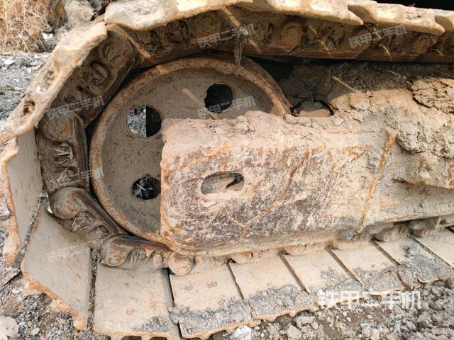 左侧履带整体 （行走机构）