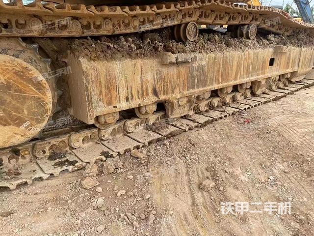 单侧履带整体（整机外观）