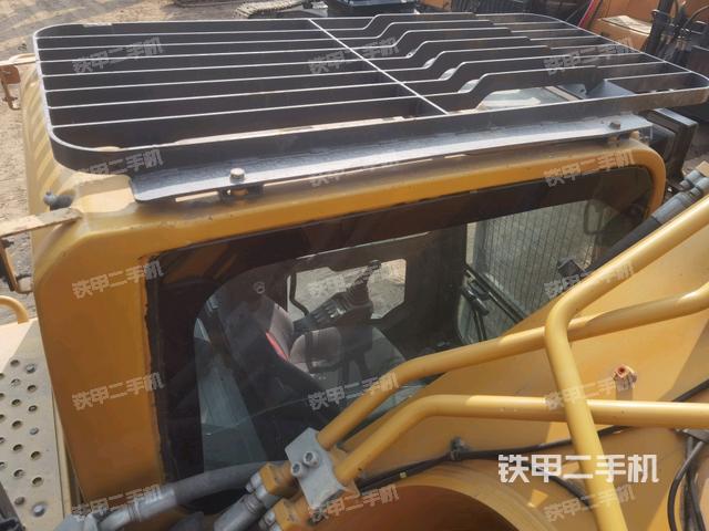 駕駛室頂部俯視（上車部件）