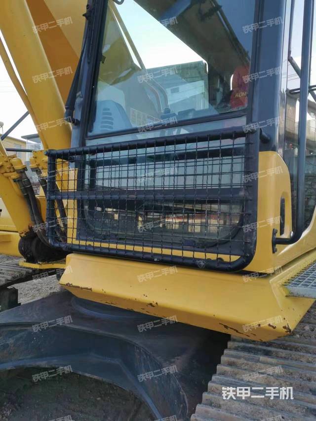 驾驶室整体（整机外观）