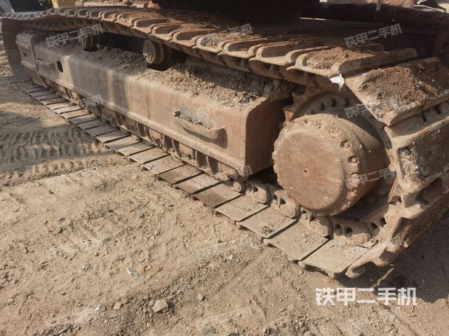 右側(cè)履帶整體（行走機(jī)構(gòu)）