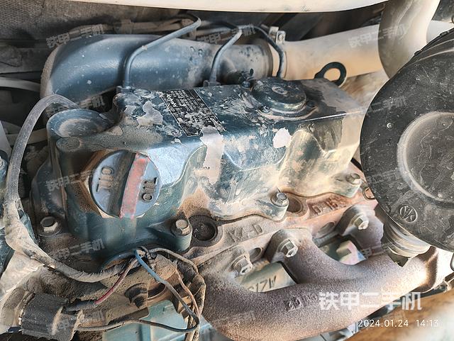 发动机整体俯视（整机外观）