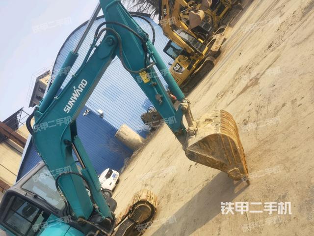 小臂整體右前（工作和回轉(zhuǎn)裝置）