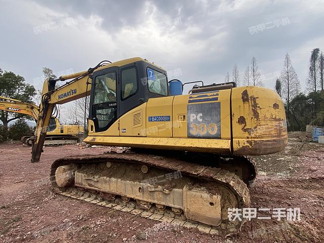 驾驶室整体（整机外观）