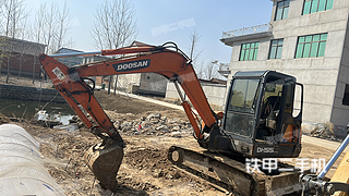 山东-临沂市二手斗山DH55-7挖掘机实拍照片