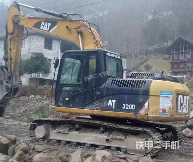 驾驶室顶部（整机外观）