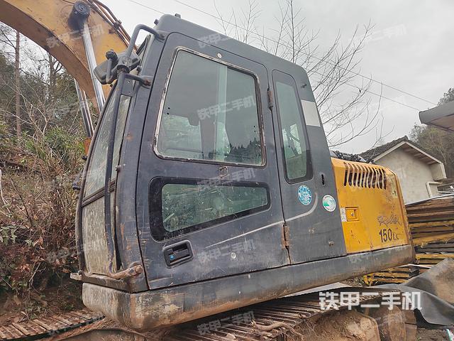 驾驶室整体（整机外观）