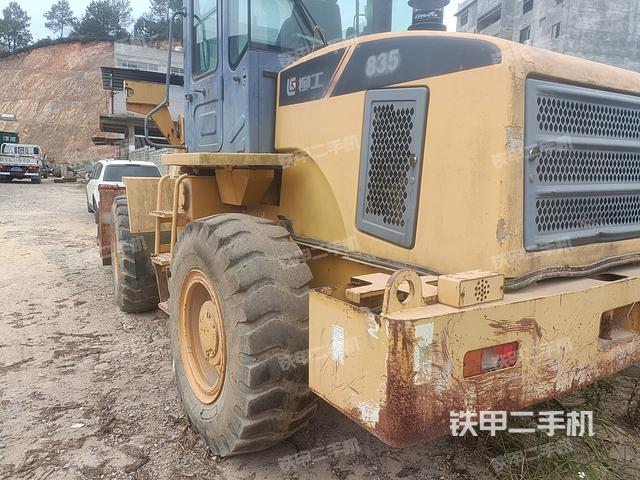 柳工CLG835装载机
