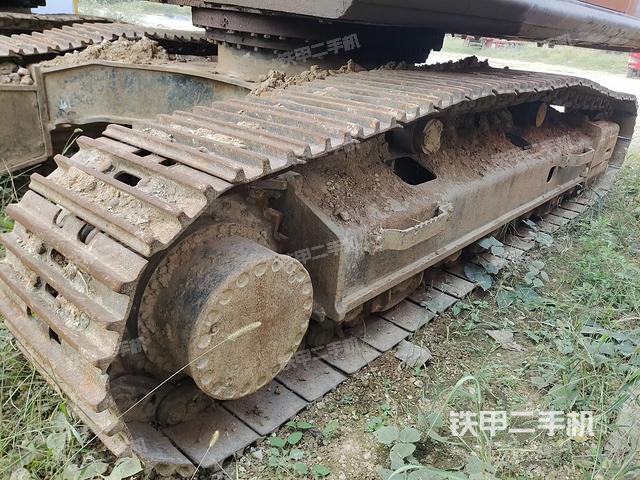 单侧履带整体（整机外观）