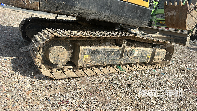 单侧履带整体（整机外观）