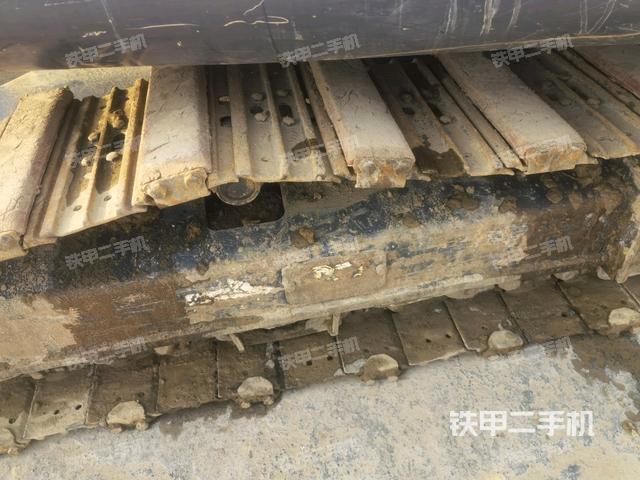 左側(cè)行走馬達蓋板（行走機構(gòu)）