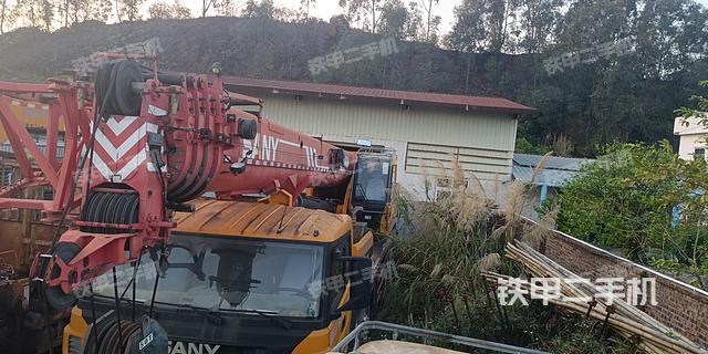 整机左侧（设备外观及核心部件）