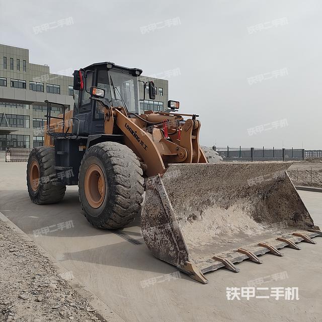 驾驶室操作台（整机外观及大件）