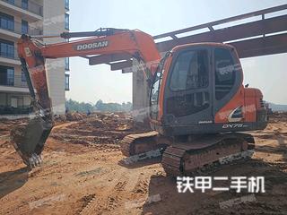 江西-鹰潭市二手斗山DX75-9C挖掘机实拍照片