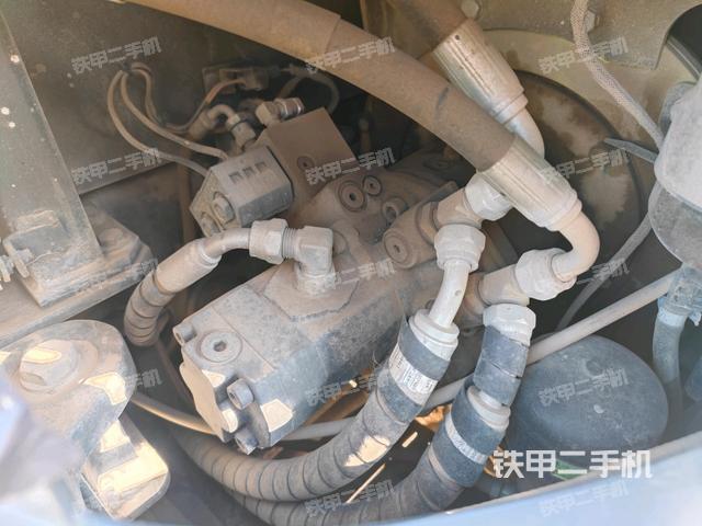 液壓泵室(大件艙室) 液壓泵室(大件艙室)
