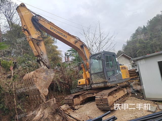 现代R150LC-7挖掘机