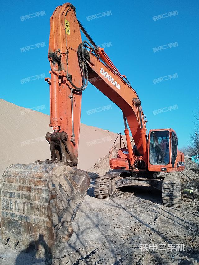 斗山DH300LC-7挖掘机