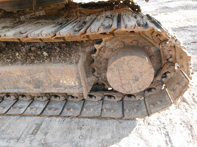 左側(cè)履帶整體?（行走機(jī)構(gòu)）